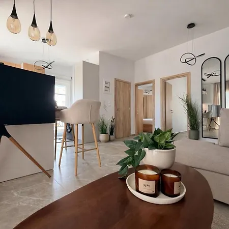 Aura Beachfront By Horizon Homes *